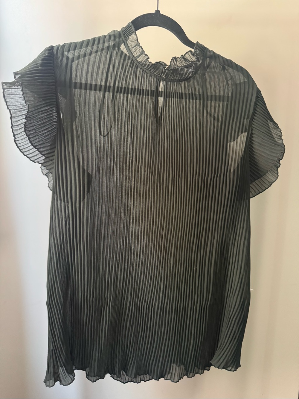 City Chic Olive Green Sheer Pleated Chiffon Ruffle Sleeve Top Size M/18 Plus